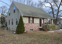 Pre-foreclosure in  225TH ST Pasadena, MD 21122