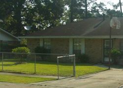 Pre-foreclosure in  LORING DR Baton Rouge, LA 70812