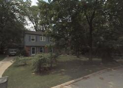 Pre-foreclosure in  OSTERMAN AVE Deerfield, IL 60015