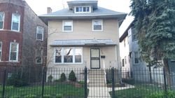 Pre-foreclosure in  W HADDON AVE Chicago, IL 60651