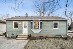 Pre-foreclosure in  N MARION AVE Bartlett, IL 60103