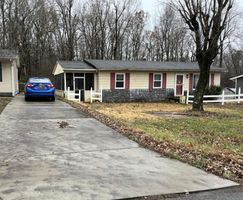 Pre-foreclosure in  CORUM DR Madisonville, KY 42431