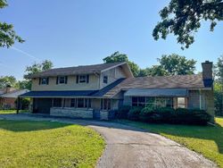 Pre-foreclosure in  SE RIVER RD Montgomery, IL 60538