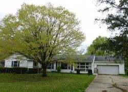 Pre-foreclosure in  N WABASH AVE Marion, IN 46952