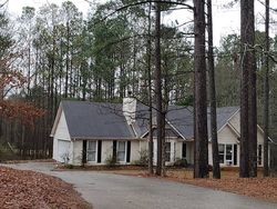 Pre-foreclosure in  JEB STUART DR Newnan, GA 30265