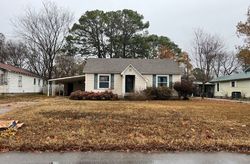 Pre-foreclosure in  W CENTER AVE Searcy, AR 72143