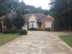 Pre-foreclosure in  WESTERN HILLS DR W Gadsden, AL 35907