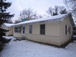 Pre-foreclosure in  BARRY RD Twin Lakes, WI 53181