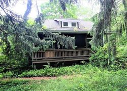 Pre-foreclosure in  SEVEN BRIDGES RD Mount Kisco, NY 10549