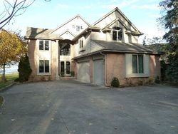 Pre-foreclosure in  COLEMAN DR Grosse Ile, MI 48138