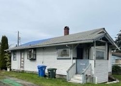 Pre-foreclosure in  S SHERIDAN AVE Tacoma, WA 98418
