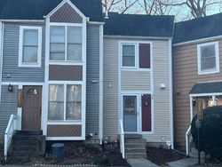 Pre-foreclosure in  WHISPERWOOD GLEN LN Reston, VA 20191