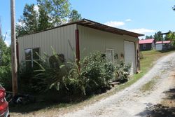 Pre-foreclosure Listing in JEANETTE HOLLADAY RD PARSONS, TN 38363
