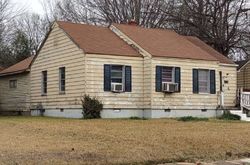 Pre-foreclosure in  HECKLE AVE Memphis, TN 38111