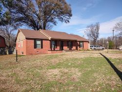 Pre-foreclosure in  ORLEANS RD Memphis, TN 38116