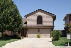 Pre-foreclosure in  MILL CREEK TRL Fort Worth, TX 76179