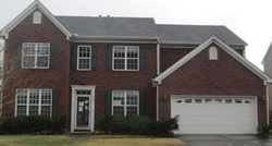 Pre-foreclosure in  MIDDLESBORO AVE Summerville, SC 29485