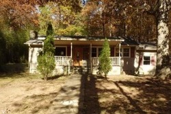 Pre-foreclosure in  SHADY GROVE RD Sunset, SC 29685