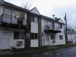 Pre-foreclosure in  MAPLE PKWY Staten Island, NY 10303
