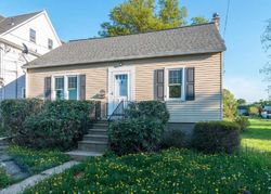 Pre-foreclosure in  FAIRVIEW AVE Quakertown, PA 18951