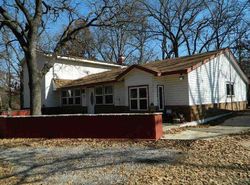 Pre-foreclosure in  SW OAK DR Indiahoma, OK 73552