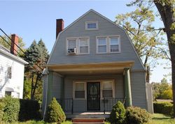 Pre-foreclosure in  E 176TH ST Cleveland, OH 44119
