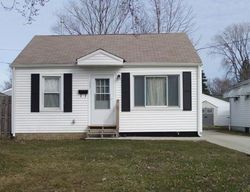 Pre-foreclosure in  E 359TH ST Eastlake, OH 44095