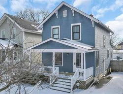 Pre-foreclosure in  E HINMAN AVE Columbus, OH 43207