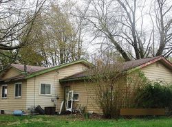 Pre-foreclosure in  HALE RD Painesville, OH 44077