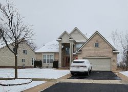 Pre-foreclosure in  ACORN HILL CT West Bloomfield, MI 48323