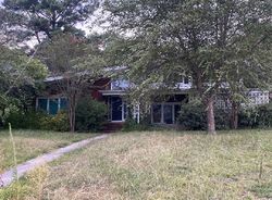 Pre-foreclosure in  ANNE DR Kinston, NC 28501