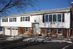 Pre-foreclosure in  MORGAN LN West Haven, CT 06516