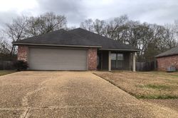 Pre-foreclosure Listing in CEDARSTONE DR TERRY, MS 39170