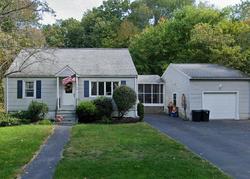 Pre-foreclosure Listing in EVERGREEN ST CHELMSFORD, MA 01824