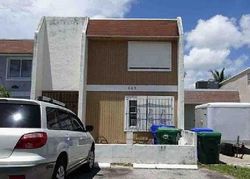 Pre-foreclosure in  NW 10TH ST Miami, FL 33136