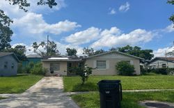Pre-foreclosure in  CASSIUS ST Orlando, FL 32811