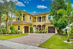 Pre-foreclosure in  ALISO AVE West Palm Beach, FL 33413