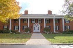 Pre-foreclosure Listing in COVENTRY LN APT 1 CRYSTAL LAKE, IL 60014