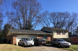 Pre-foreclosure in  SKYLINE DR NW Huntsville, AL 35810