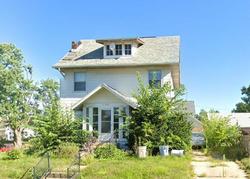 Pre-foreclosure in  10TH AVE Marion, IA 52302