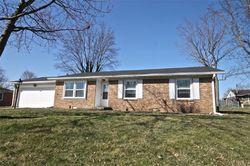Pre-foreclosure Listing in HERITAGE DR DANVILLE, IN 46122