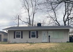 Pre-foreclosure in  CRESTWOOD DR Whiteland, IN 46184