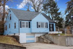 Pre-foreclosure in  EDISON RD South Bend, IN 46617