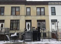 Pre-foreclosure in  W MAYPOLE AVE Chicago, IL 60612
