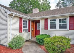 Pre-foreclosure in  CLOVER DR West Hartford, CT 06110