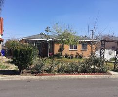 Pre-foreclosure in  KEMPSTER AVE Fontana, CA 92335