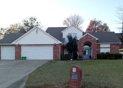 Pre-foreclosure in  TAOS CIR Van Buren, AR 72956