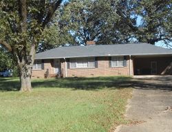 Pre-foreclosure in  LEE RD Tuscaloosa, AL 35401