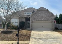 Pre-foreclosure in  WESCOTT CIR Moody, AL 35004