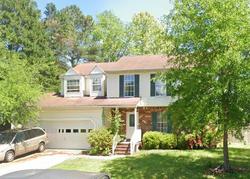 Pre-foreclosure in  MISTLETOE WAY Chesapeake, VA 23323
